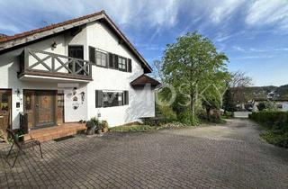 Haus kaufen in 91085 Weisendorf, Provisionsfrei! Zweifamilienhaus mit Weitblick: Ihr Zuhause im Grünen