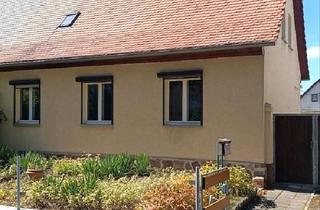 Doppelhaushälfte kaufen in 06780 Zörbig, Zörbig - Doppelhaushälfte mit Sanierungskonzept und Baugenehmigung