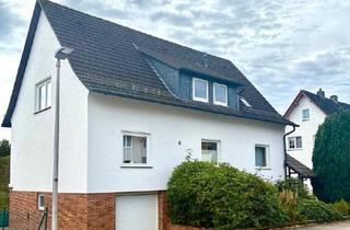 Haus kaufen in 34270 Schauenburg, Schauenburg - Ein - Zweifamilienhaus mit schönen Langenbergblick