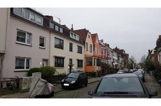 Wohnung kaufen in 28201 Bremen, Bremen - Helle 2-Zimmer-Dachgeschosswohnung in der Roßbachstraße, 28201 Br