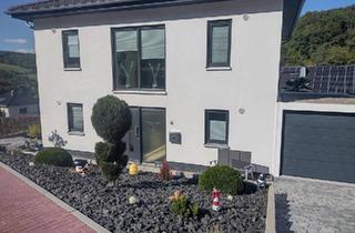 Villa kaufen in 65326 Aarbergen, Aarbergen - Neuwertige Stadtvilla mit Garage in Aarbergen