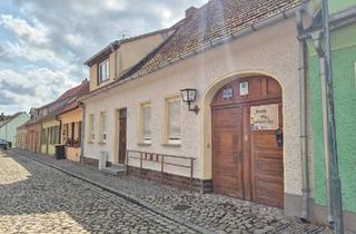 Reihenhaus kaufen in 14793 Ziesar, Ziesar - Reihenhaus in Ziesar zu verkaufen.