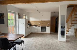 Wohnung kaufen in 90614 Ammerndorf, Ammerndorf - Charmante 2-Zimmer Maisonette in Ammerndorf mit Balkon