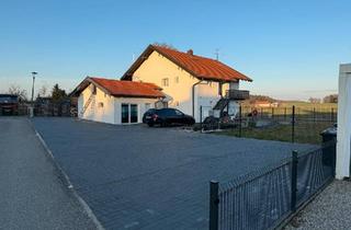 Haus kaufen in 83342 Tacherting, Tacherting - Haus mit 3 Wohnungen zum verkauft