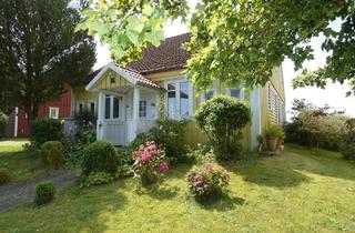 Haus kaufen in 23744 Schönwalde am Bungsberg, Schönwalde am Bungsberg - Zum Verkauf steht ein Ferienhaus in idyllischer Lage
