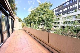 Wohnung kaufen in 67061 Ludwigshafen, Ludwigshafen am Rhein - LU-Süd - sanierungsbedürftige 4 ZKBBalkon-Wohnung mit Garage