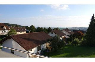 Wohnung kaufen in Dr. Wimmerring 29, 94086 Bad Griesbach, Helle Dachgeschoss Whg. mit Traumblick