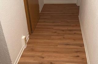 Wohnung mieten in Schulstraße 12, 04654 Frohburg, Schöne, frisch renovierte 3-Zimmer-Wohnung am Ortsrand von Kohren-Sahlis.