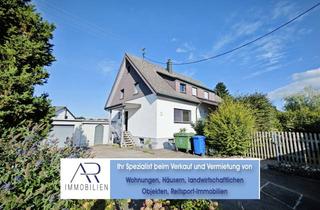 Haus kaufen in Steinheimer Straße, 73566 Bartholomä, charmantes Wohnhaus mit drei Garagen und großem Grundstück in 73566 Bartholomä zu verkaufen