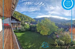 Haus kaufen in 72805 Lichtenstein, Haus mit 2 (oder 3?) Wohnungen in bester Lage, Heizung + Fenster erneuert / Solarthermie + 2 Garagen