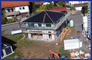 Haus mieten in Ringstraße, 07381 Pößneck, Fertiges Einfamilienhaus mit Garten und Stellplätzen zur Miete