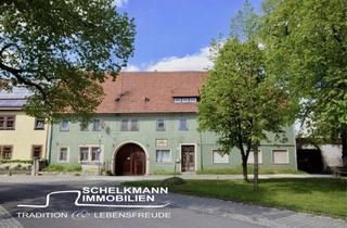 Mehrfamilienhaus kaufen in Kirchstraße, 99958 Tonna, Denkmalgeschützter Vierseitenhof im Herzen Gräfentonnas