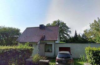 Haus mieten in 23568 St. Gertrud, Kleines Haus mit großem Garten in Lübeck- Karlshof