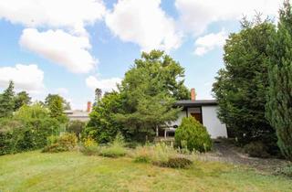 Grundstück zu kaufen in 15827 Blankenfelde-Mahlow, Baugrundstück mit Altbestand in Blankenfelde-Mahlow – 860 m² für Ihr Wohntraumprojekt