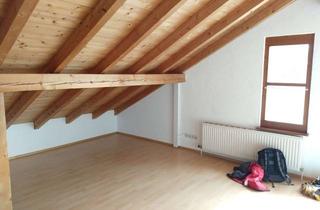 Wohnung mieten in Rübezahlstraße 16a, 82538 Geretsried, Wunderschöne, helle und gepflegte 1-Zimmer-DG-Wohnung mit Balkon in Geretsried