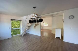 Wohnung kaufen in 21465 Reinbek, Reinbek - Von Privat! Moderne & Helle Eigentumswohnung mit Atelier, Balkon