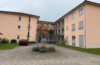 Wohnung kaufen in 88299 Leutkirch, Leutkirch im Allgäu - 3-Zimmer Erdgeschosswohnung mit großem Garten und Einzelgarage!