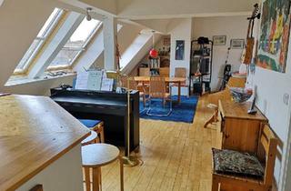 Wohnung kaufen in 30173 Hannover, Hannover - Individuelle Dachgeschosswohnung Nähe Stephansplatz, Südstadt