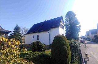 Einfamilienhaus kaufen in 04668 Otterwisch, Otterwisch - Investieren Sie jetzt in Ihr Eigentum - Großes Einfamilienhaus mit Nebengelass in Otterwisch zu verkaufen!
