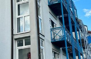 Wohnung kaufen in 77694 Kehl, Kehl - KEHL KAPITALANLAGE 1 ZIMMER WHG + STELLPLATZ EBK BALKON