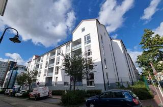 Wohnung kaufen in Karlstraße 49, 18055 Stadtmitte, Zentrale Lage in der Rostocker-Innenstadt 2-Raum-Wohnung mit Balkon inkl. TG-Stellplatz