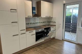 Wohnung mieten in 66740 Saarlouis, Erdgeschoss Wohnung mit Einbauküche und verträumtem Garten in ruhiger Lage in Saarlouis Neuforweiler