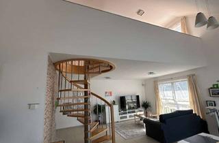 Wohnung mieten in 64807 Dieburg, 4 Zimmer Maisonette der Extraklasse! Kaminofen, Klimaanlage, Einbauküche, Garage, Stellplatz - zentr