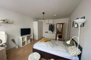 Wohnung mieten in Karl-Marx-Str. 91, 54290 Innenstadt, Zentrale 2,5-Raum-Wohnung in direkter Moselllage *WG-geeignet*