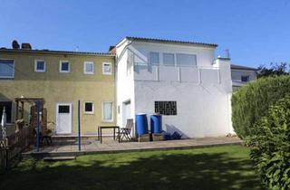 Wohnung mieten in Burgtorstraße 40, 23758 Oldenburg, 2,5-Zi.-Whg. mit Garten in Küstennähe und Blick auf den Stadtpark
