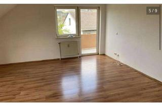 Wohnung mieten in 96486 Lautertal, Gepflegte 3-Zimmer Dachgeschosswohnung mit Balkon in Lautertal/Oberlauter