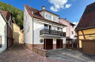 Einfamilienhaus kaufen in 97896 Freudenberg, Mehrgenerationenhaus - Großzügiges Einfamilienhaus mit viel Platz und Charme in Mainnähe!