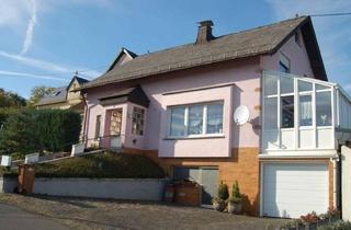 Haus kaufen in 56759 Kaisersesch, "FÜR DIE FAMILIE GEEIGNET - IDYLLISCHES WOHNHAUS MIT GARTEN - IN RUHIGER ORTSLAGE-NÄHE KAISERSESCH"