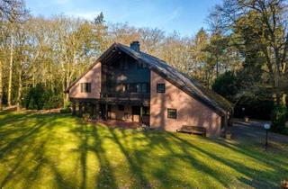 Villa kaufen in 41169 Hardt, Exklusive Villa im Hardter Wald – Ein Paradies der Privatsphäre