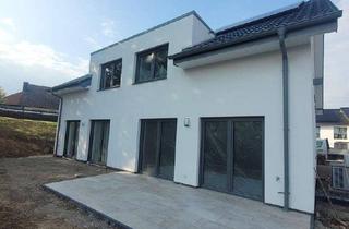 Doppelhaushälfte kaufen in Mittelstr. 66a, 32694 Dörentrup, Haus NEUBAU Erstbezug Doppelhaushälfte Baujahr 2025 KFW40