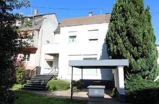 Haus kaufen in 55743 Idar-Oberstein, Zweifamilienhaus in Idar mit 6 Garagen