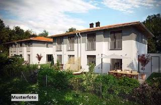 Doppelhaushälfte kaufen in Rostocker Straße XXX, 01968 Senftenberg, Doppelhaushälfte, Garten und Garage