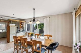 Einfamilienhaus kaufen in 72359 Dotternhausen, Großzügiges Einfamilienhaus mit modernem Anbau, Doppelgarage u. traumhaftem Garten in Dotternhausen