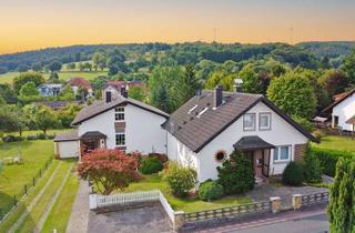 Haus kaufen in 36208 Wildeck, Familienfreundlich und flexibel - zwei Einfamilienhäuser mit großem Garten und Ensemblecharakter