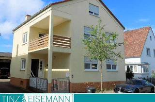 Haus kaufen in 76344 Eggenstein-Leopoldshafen, Zweifamilienhaus mit Nebengebäude und Garten in Eggenstein-Leopoldshafen