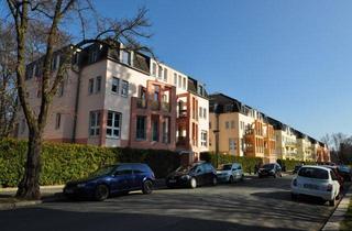 Wohnung kaufen in 08209 Auerbach, ++ 2 Zimmer mit Balkon & Einbauküche, in gepflegter Wohnanlage ++