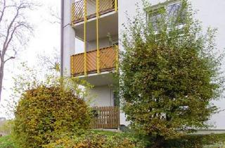 Wohnung kaufen in Werra-Aue, 98673 Eisfeld, Sonnige 3-Raumwohnung mit traumhaften Blick ins Grüne / Kapitalanlage