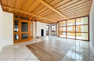 Wohnung mieten in 93142 Maxhütte-Haidhof, Großzügige 3-Zimmer-Wohnung mit Wintergarten und Balkon in ruhiger Lage