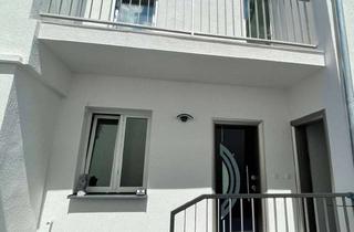 Wohnung mieten in Bahnhofstraße 15, 65479 Raunheim, Großzügige 5-Zimmer-Wohnung mit Balkon und exklusiver Gartennutzung in Raunheim
