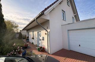 Haus kaufen in Windmühlenweg, 38547 Calberlah, Sonnendurchflutetes Familienidyll mit Kamin, Garten & Garage