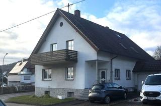 Haus kaufen in 66822 Lebach, Großzügiges Wohnhaus mit Garten, Garage und Ausbaureserve-Lebach