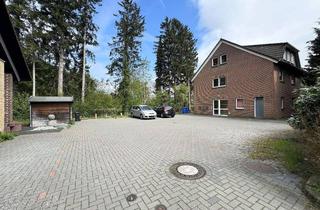 Mehrfamilienhaus kaufen in 38524 Sassenburg, Zwei massiv gebaute Mehrfamilienhäuser auf einem Grundstück mit Entwicklungspotenzial