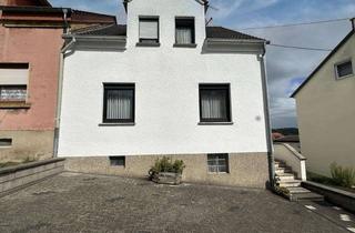 Doppelhaushälfte kaufen in 66787 Wadgassen, Willkommen in Ihrem neuen Zuhause – gemütliche Doppelhaushälfte mit Garten