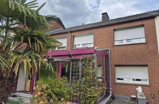 Einfamilienhaus kaufen in 45739 Oer-Erkenschwick, Einfamilienhaus mit Einliegerwohnung und zwei Garagen in Oer-Erkenschwick