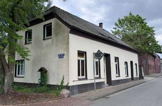 Haus kaufen in Viehstraße 14, 47589 Uedem, Freistehendes Einfamilien- oder Mehrgenerationen-Haus mit historischem Charme und Ausbaureserve