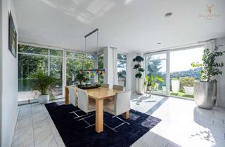 Villa kaufen in 97082 Würzburg, Exklusive Steinbachtal-Villa mit Panoramablick, Pool und maximaler Privatsphäre